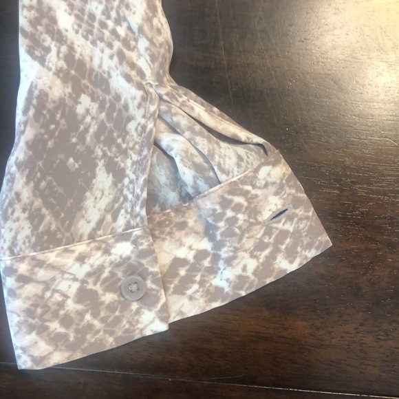 Cute snake skin tunic! - Picture 4 of 4